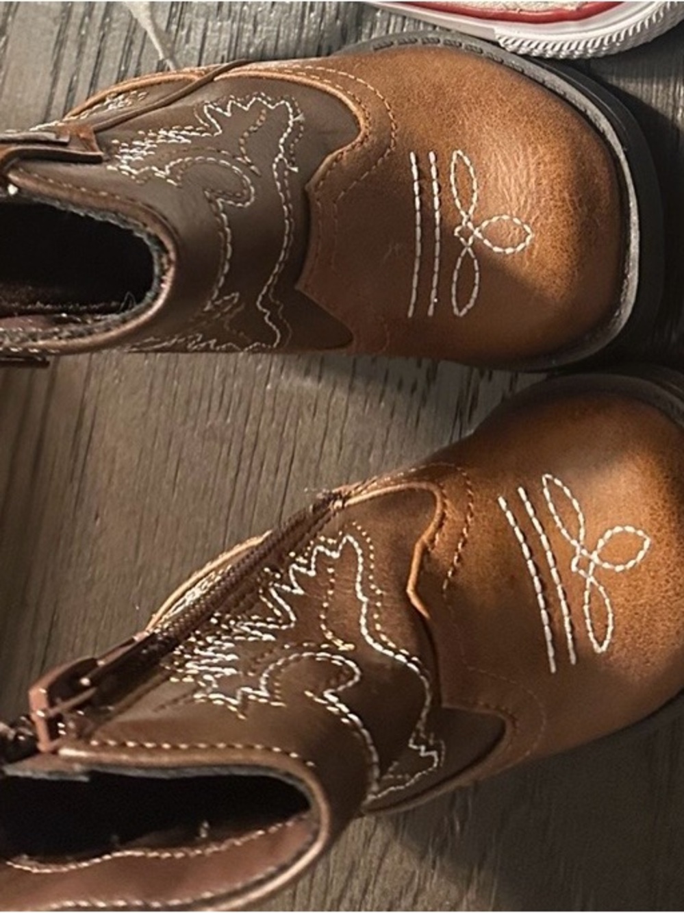 SHEIN Brown Embroidered Kids Cowboy Boots